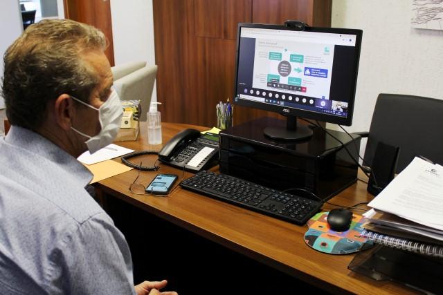 Em videoconferência do Pontal 2030, Ed Thomas reforça cobrança por Hospital de Campanha - Sassom foto