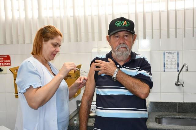 Sesau anuncia vacinação contra Influenza neste sábado em 7 pontos para grupo prioritário - Sassom foto